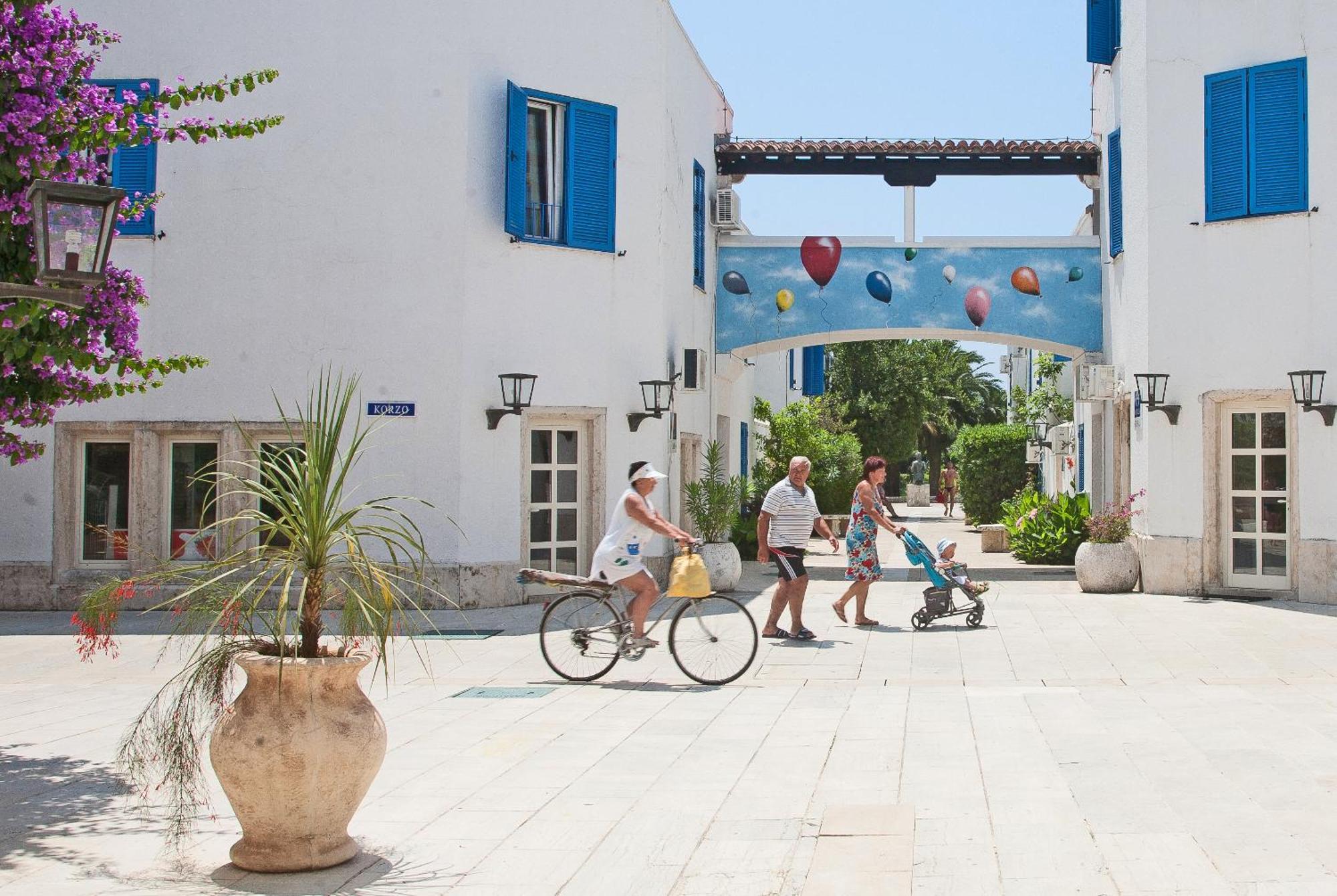 Hotel Slovenska Plaza Standard Budva Ngoại thất bức ảnh