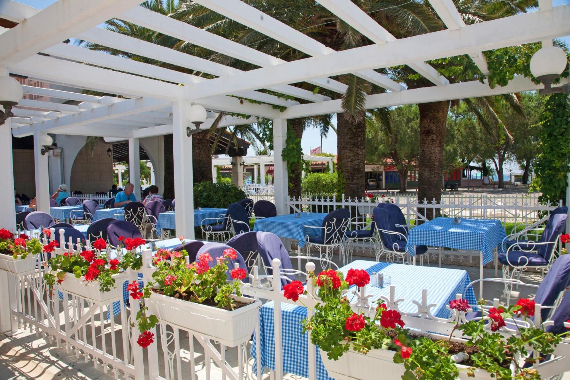 Hotel Slovenska Plaza Standard Budva Ngoại thất bức ảnh