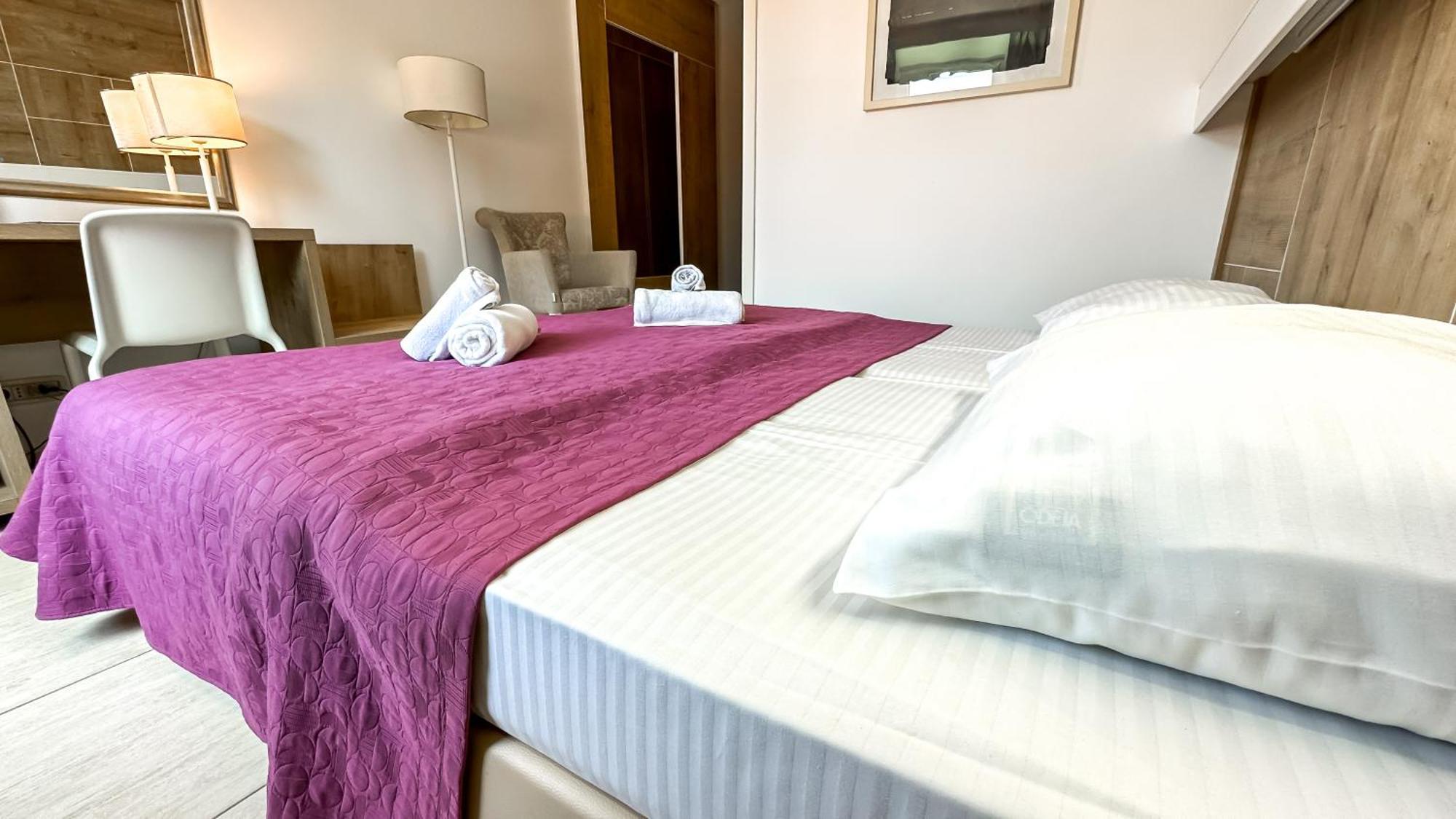 Hotel Slovenska Plaza Standard Budva Ngoại thất bức ảnh