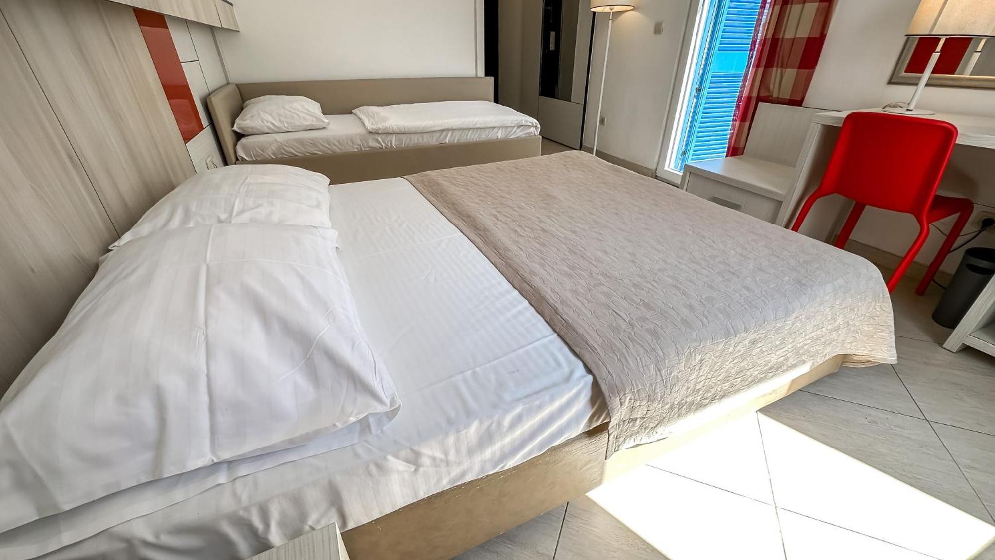 Hotel Slovenska Plaza Standard Budva Ngoại thất bức ảnh