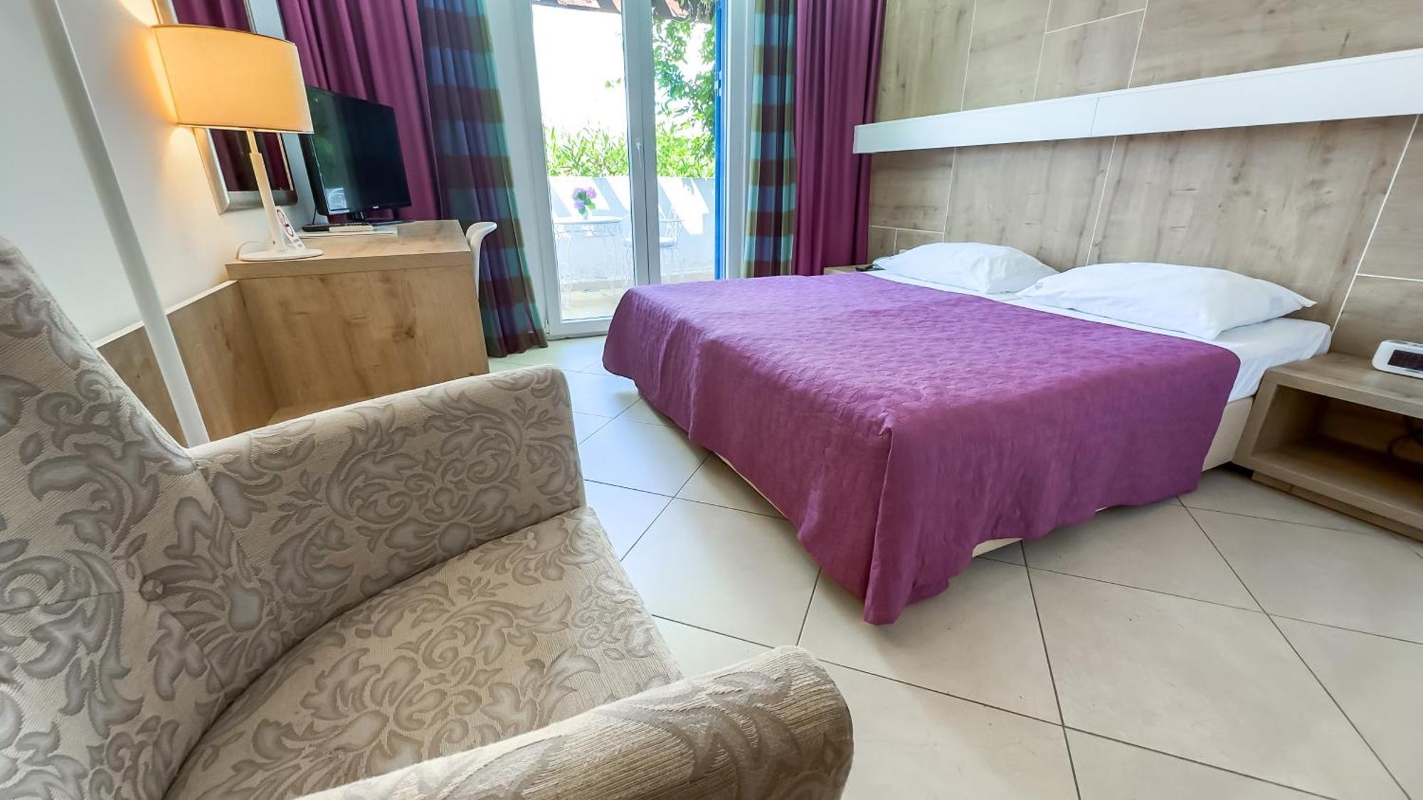 Hotel Slovenska Plaza Standard Budva Ngoại thất bức ảnh