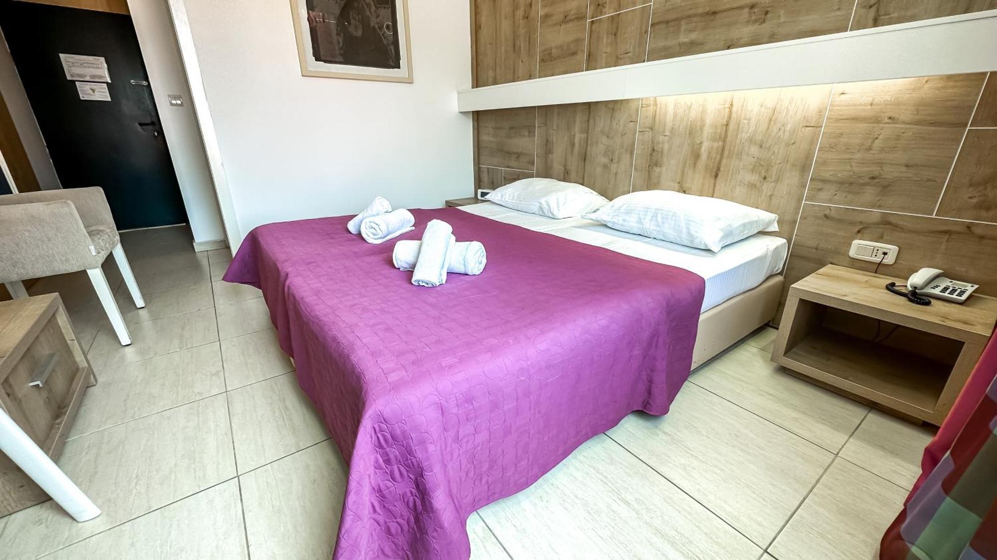 Hotel Slovenska Plaza Standard Budva Ngoại thất bức ảnh