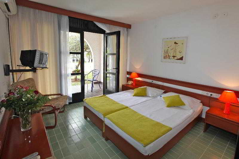 Hotel Slovenska Plaza Standard Budva Ngoại thất bức ảnh